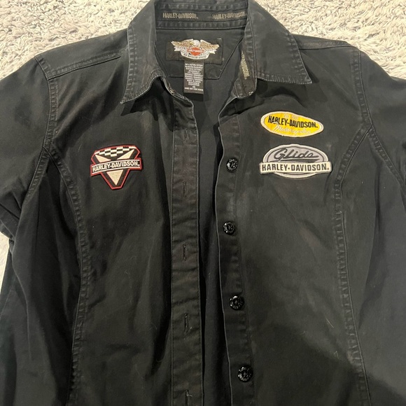 Harley Davidson women’s size Medium buttons up shirt. - Picture 1 of 4